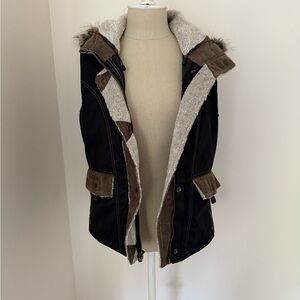 Kuhl Black and Brown Women's Vest